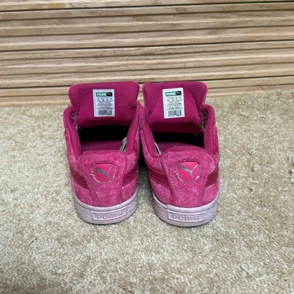 Kids Puma Velour‎ Low Top Sneakers Pink Size 4.5 US Velour Y2K Skater Shoes